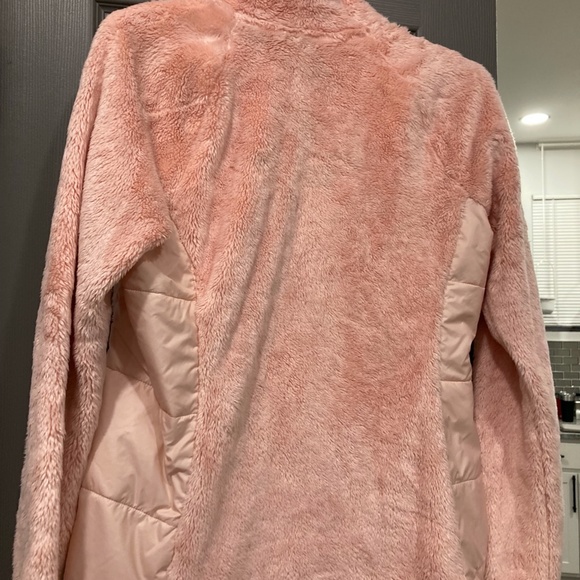North Face Medium Pink Fuzzy Jacket - Picture 6 of 6
